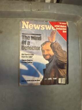 Newsweek Magazine November 18, 1985 - The Mind Of A Defector: Vitaly Yurchenko